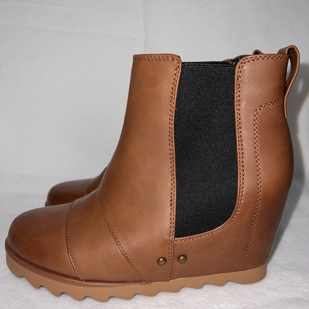 Jollimall Women’s size6 Ankle Boots Hidden Wedge Heel Round Toe Casual Tan Brown